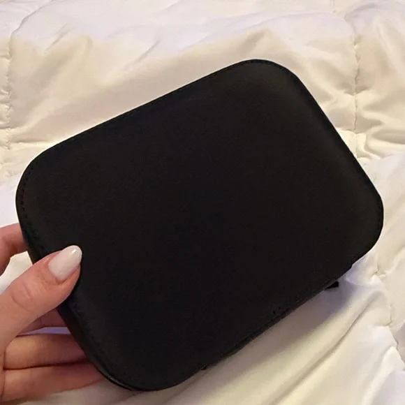 Aesop Black Travel Makeup Skincare Vanity Case - Picture 4 of 4